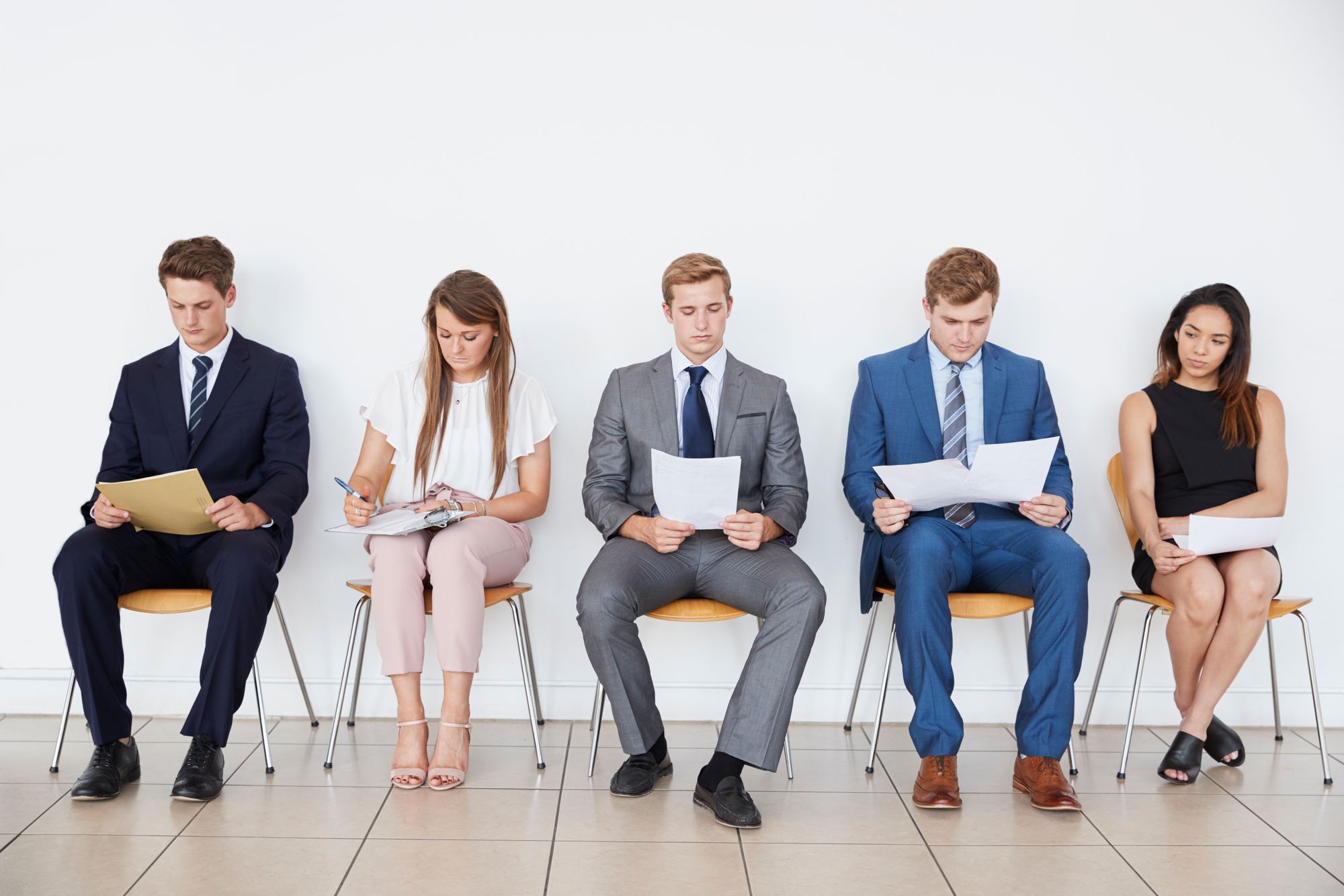 candidates-waiting-for-job-interviews-full-length--P2DXBPY
